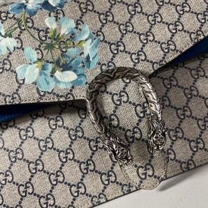 Meet your Posher, Lindsey